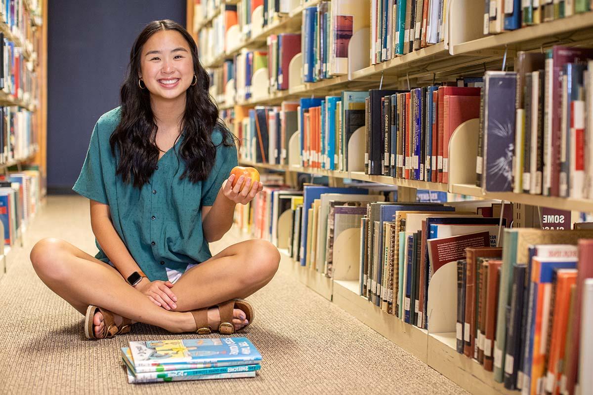 girl in library